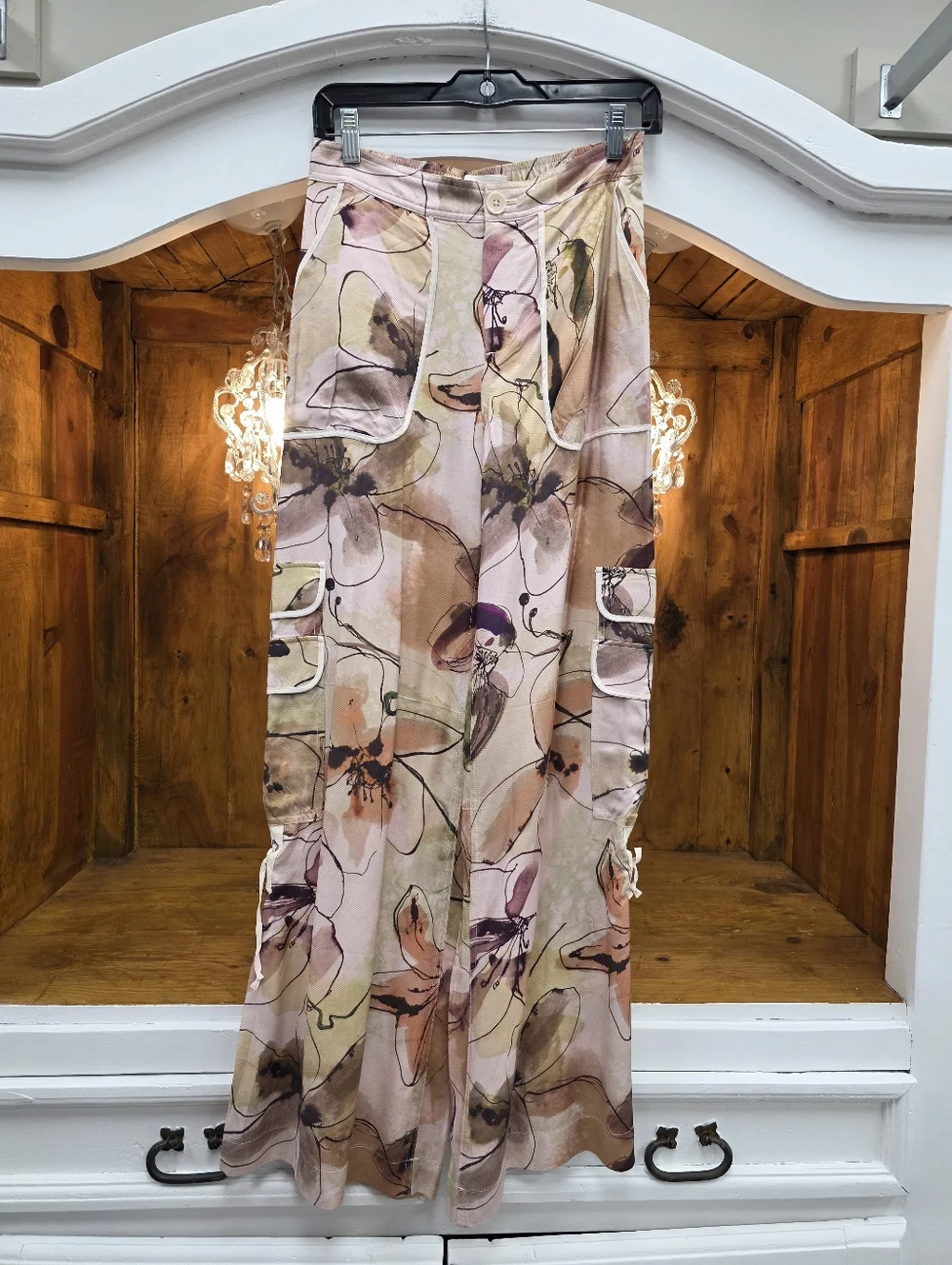 Anthropologie Floral Wide Leg Pants | Size 6 | Boho Cargo Utility Pants - Picture 2 of 13